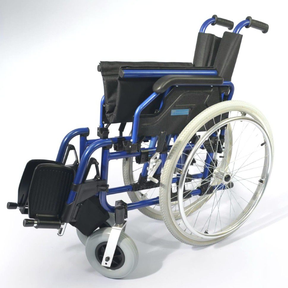 Коляски инвалидные прогулочные цена. Коляска инвалидная ly 710. Инвалидная коляска Титан 19. Инвалидное кресло-коляска 47 43 45. Накачивание шин кресло-коляска ly-710.